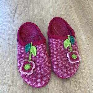 Garnet Hill womens US 8 EU 39 Haflinger Classic Boiled Wool Slipper Flower pink